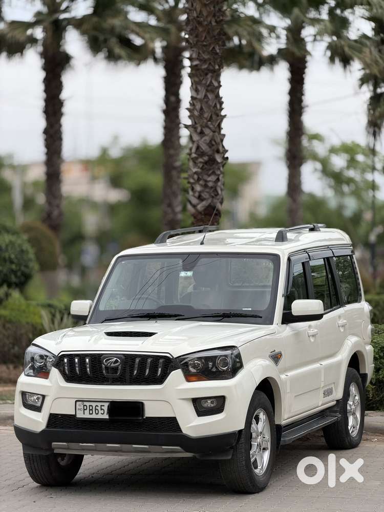 Mahindra Scorpio S10 8 Seater, 2017, Diesel