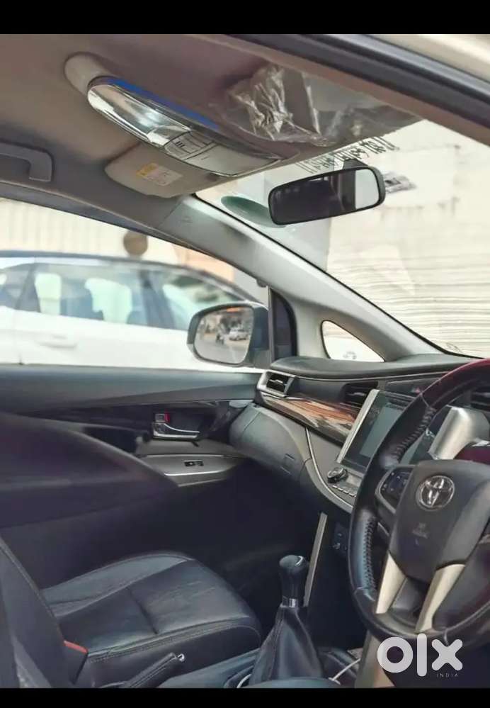 Toyota Innova Crysta 2018
