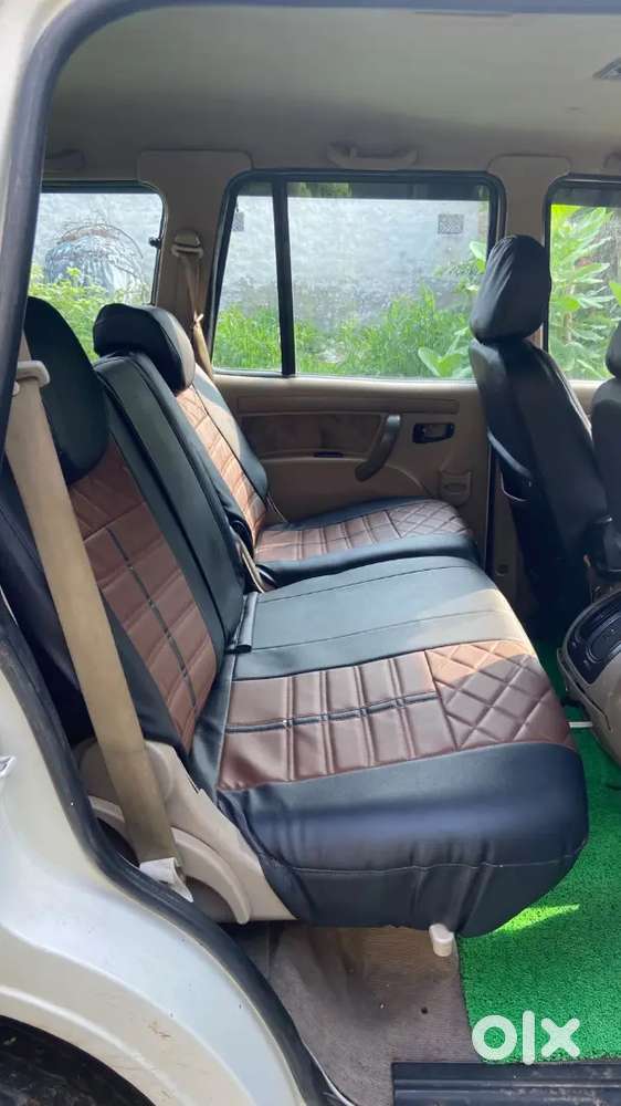 Mahindra Scorpio 2.5 Turbo 2012