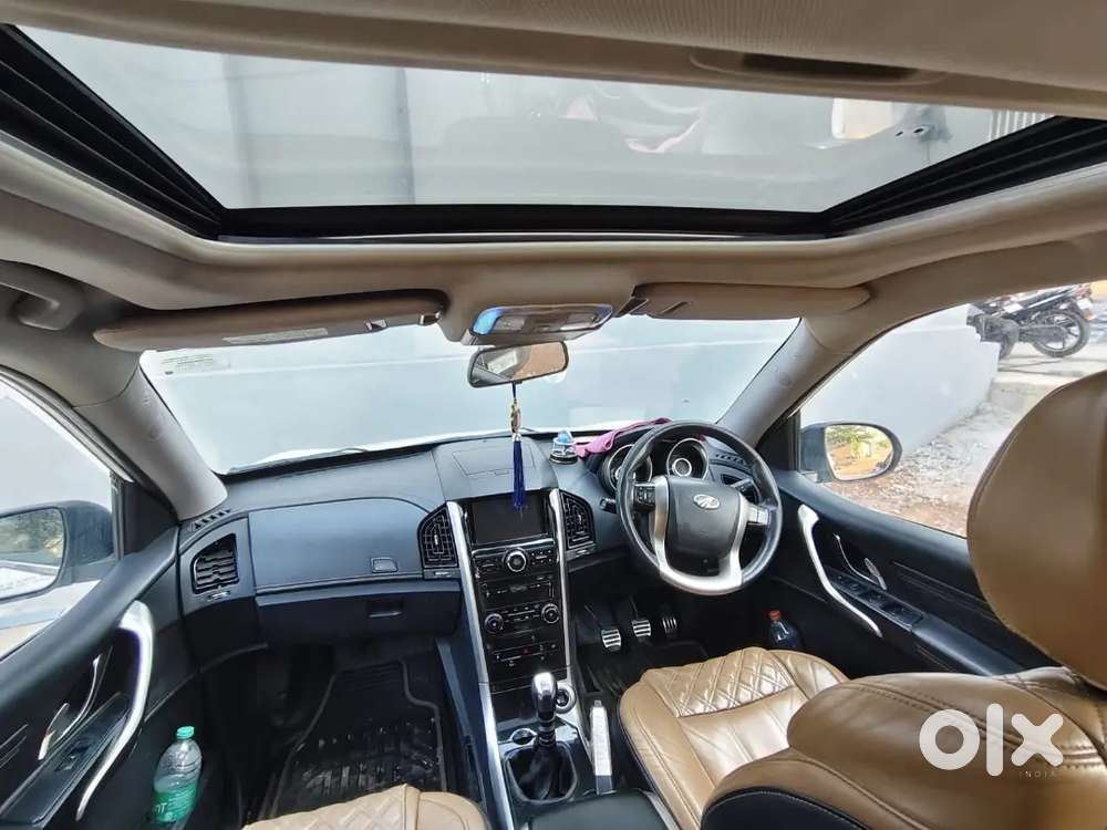 Xuv500 W11 Fwd Topend Vehicle