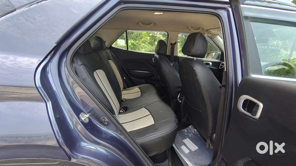 Hyundai Venue, 2021, Petrol