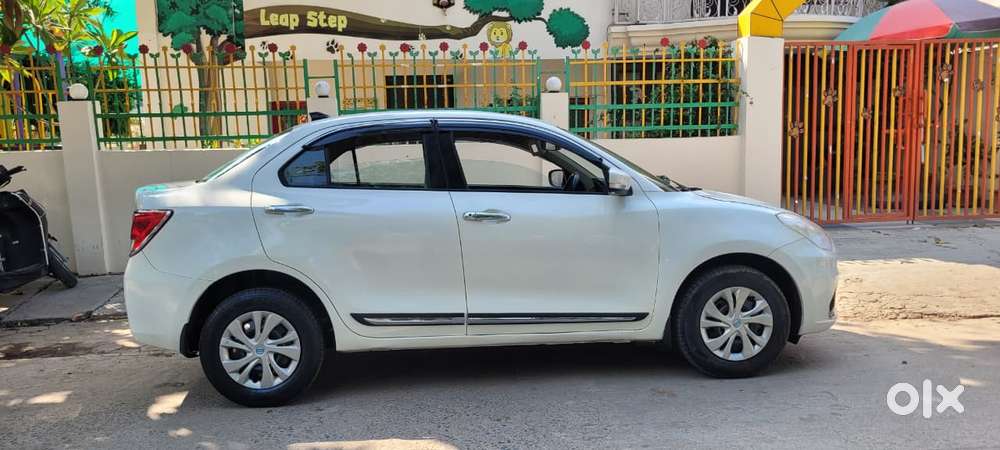Maruti Suzuki Dzire 1.2 Vxi Amt, 2024, Petrol