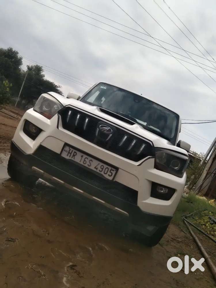 Mahindra Scorpio Classic 2017 Diesel Manual