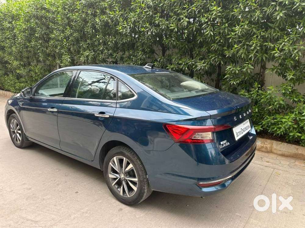 Skoda Slavia 1.5 Tsi Style At, 2023, Petrol