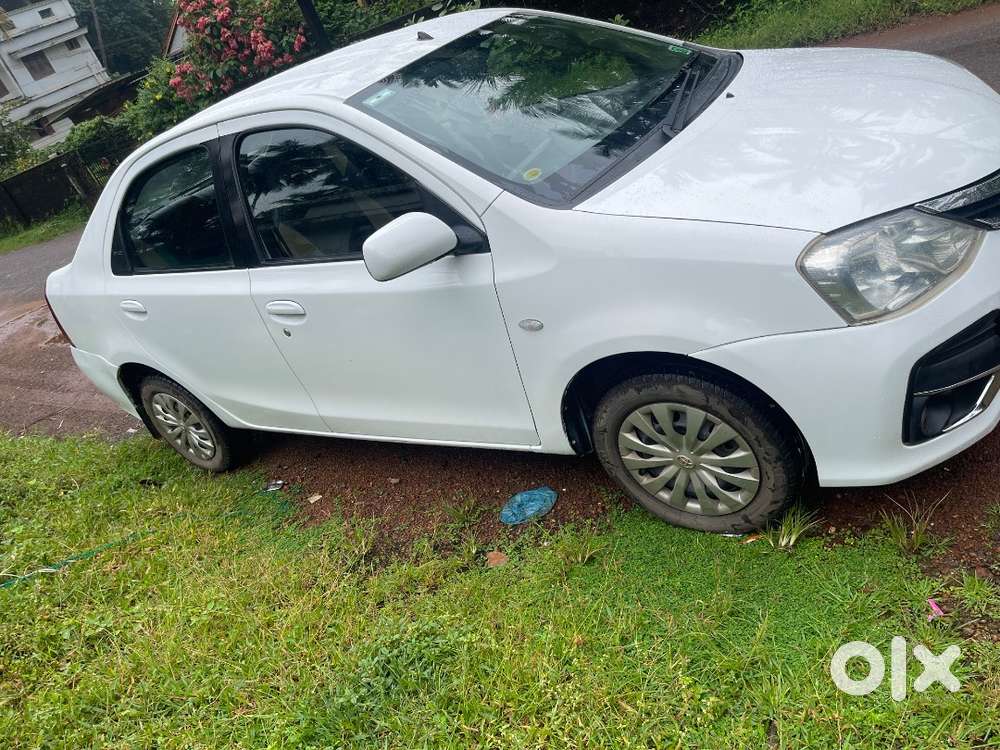 Toyota Etios 2011 Petrol Well Maintained