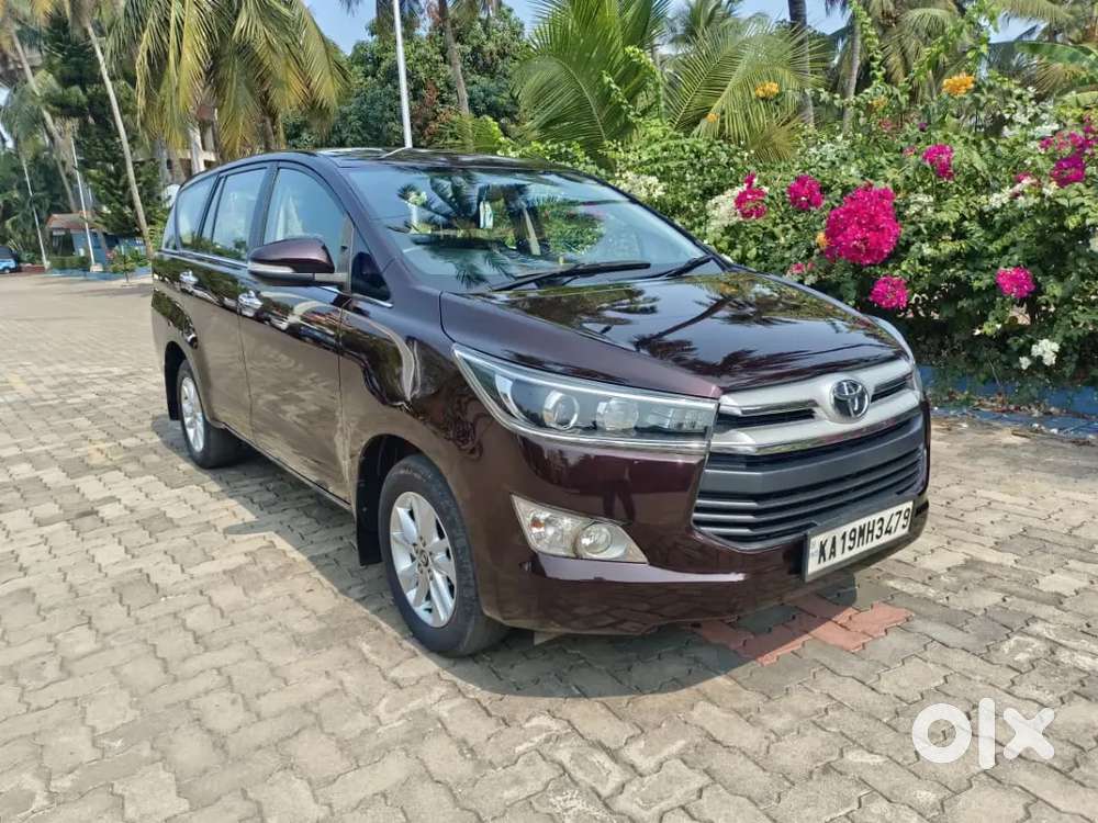 Toyota Innova Crysta 2017 Diesel Well Maintained