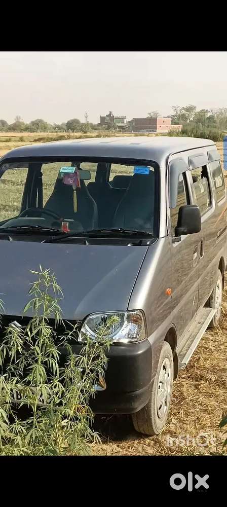 Eeco 7 Seater
Petrol 
Last November 2023

26000 Running