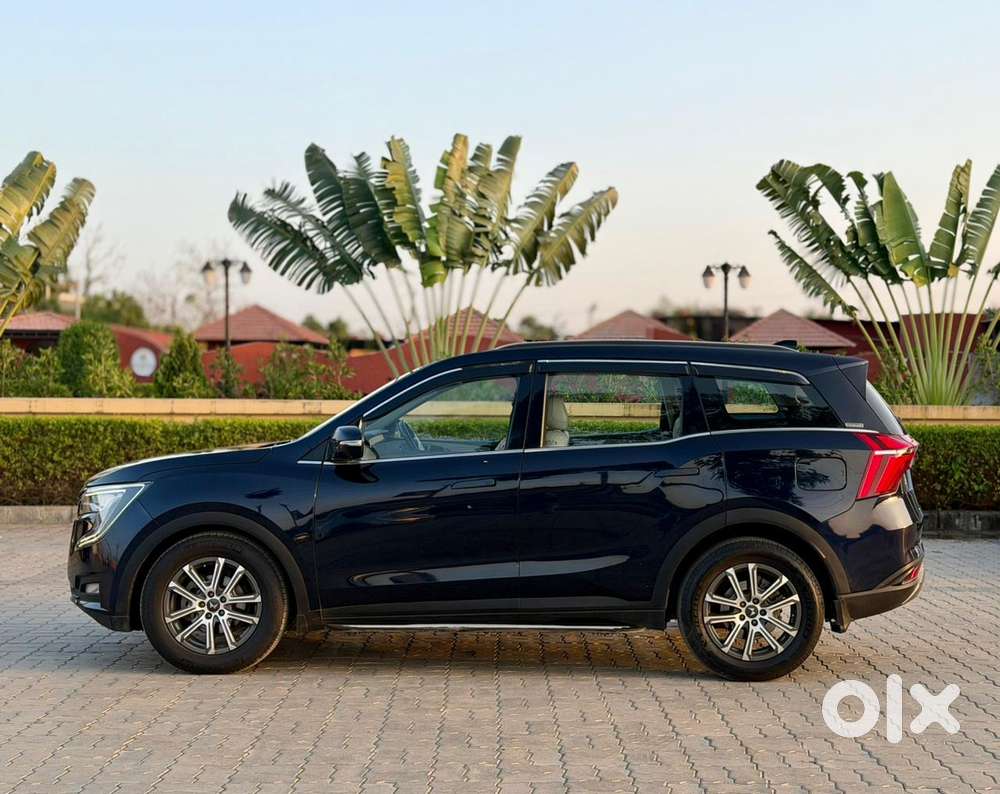 Mahindra Xuv700 2.2 Ax 7 Diesel At Luxury Pack Str Awd, 2023, Diesel