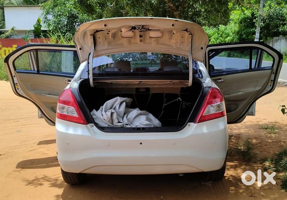 Maruti Suzuki Swift Dzire Zxi + Mt, 2016, Petrol