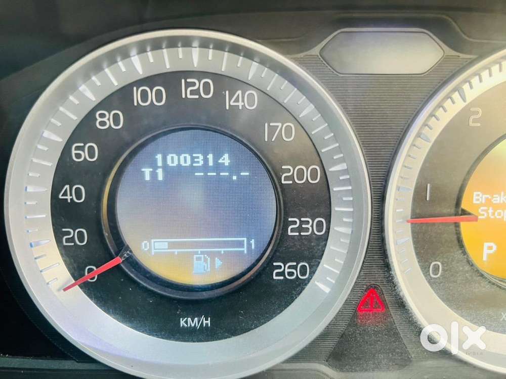 Volvo S60 2011 Diesel Well Maintained
