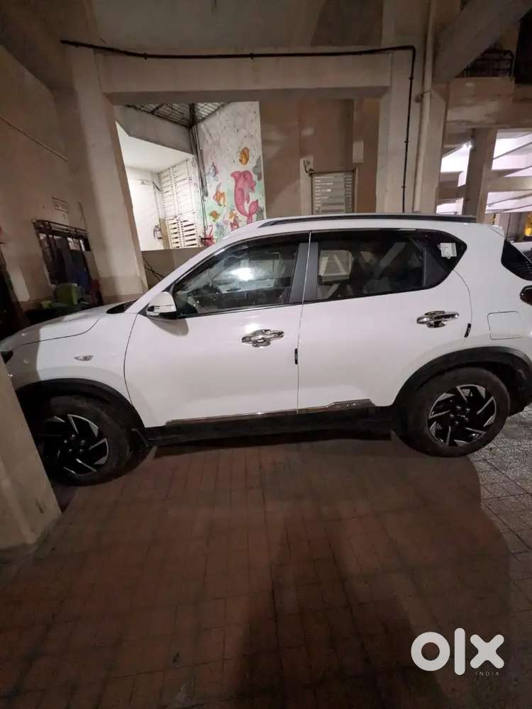 Kia Sonet 2024 Petrol 8500 Km Driven