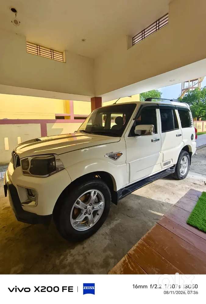 Mahindra Scorpio S10 2014