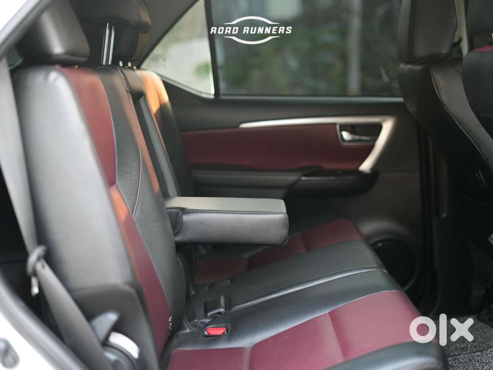 Toyota Fortuner Legender 4x4 At 2.8, 2025, Diesel