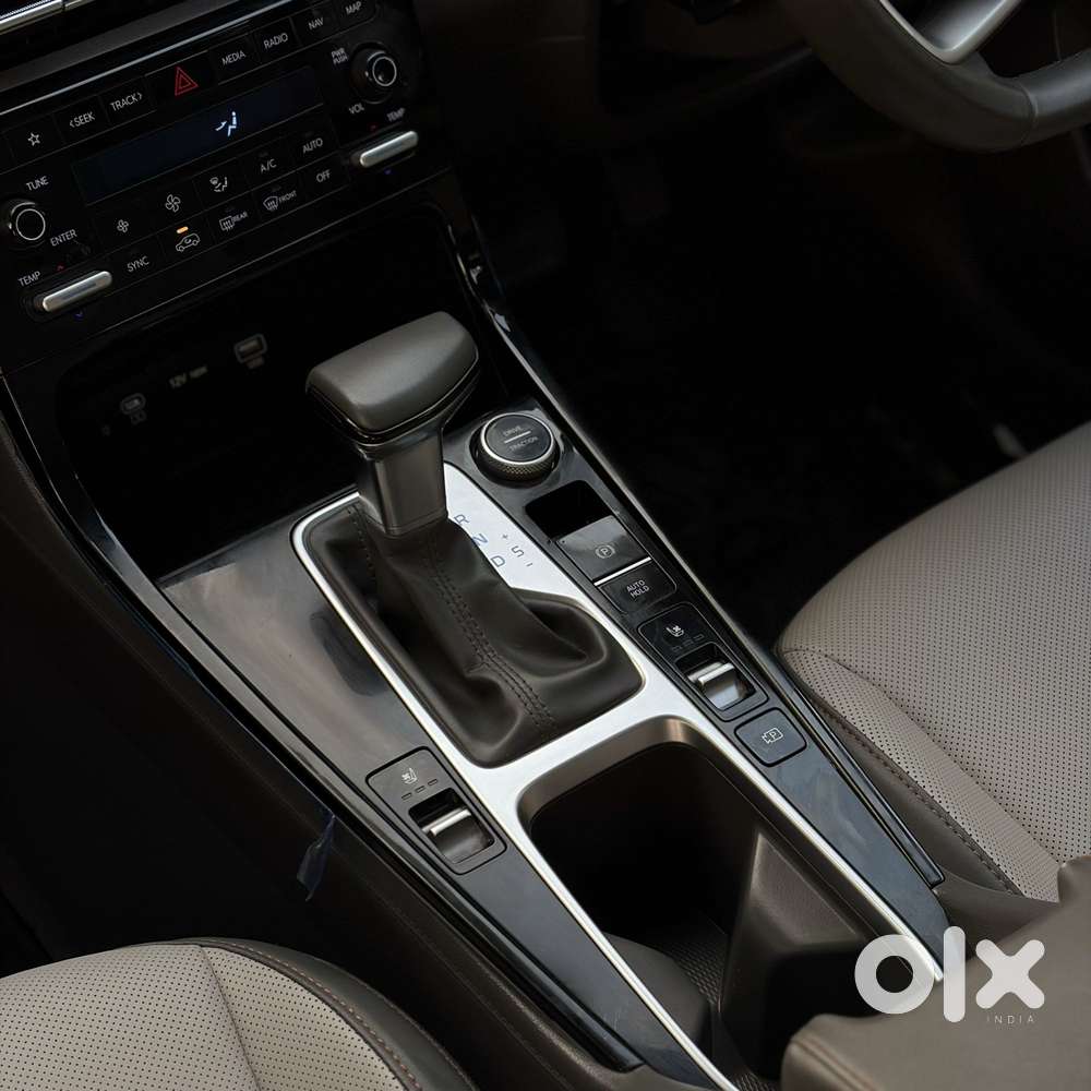 Hyundai Creta Sx (o) 1.5 Petrol Cvt, 2024, Petrol