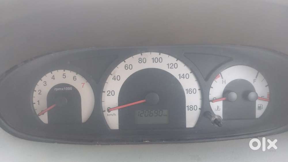 Mahindra Quanto, 2013, Diesel