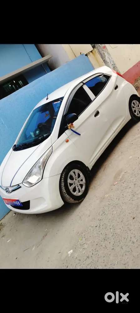 Hyundai Eon Magna 2016 Variant