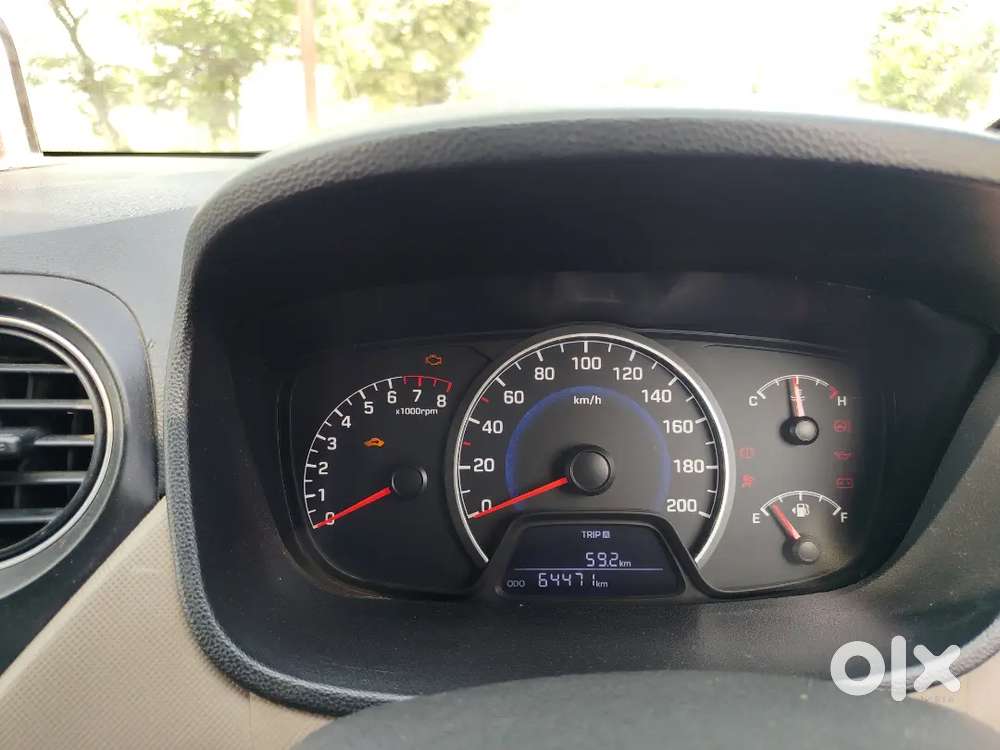 Hyundai Grand I10 2016 Petrol 64000 Km Driven