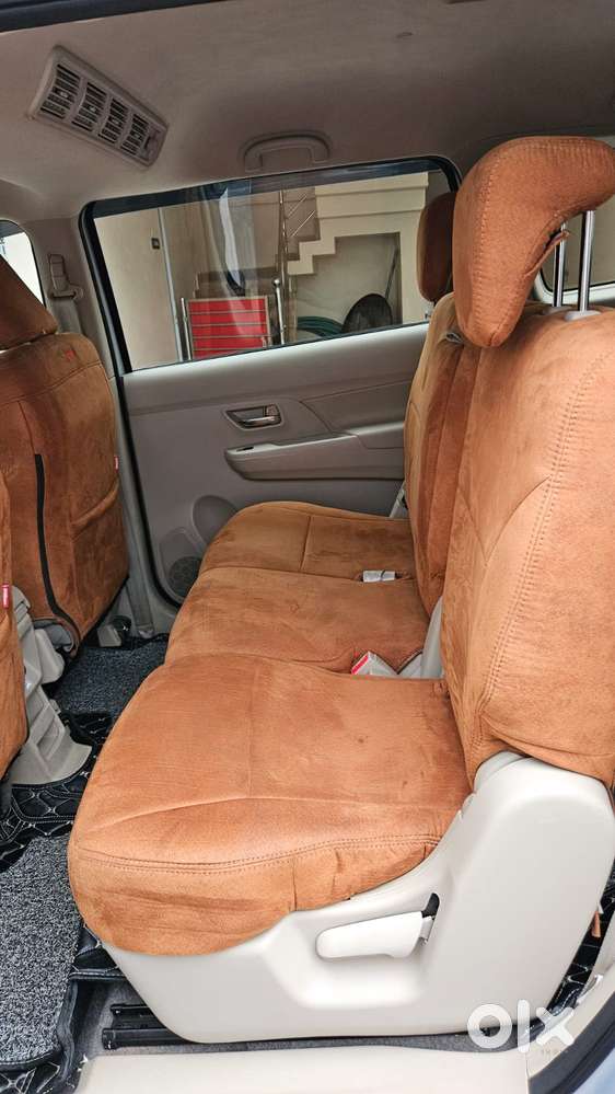 Maruti Suzuki Ertiga Zxi Plus At Shvs, 2023, Petrol