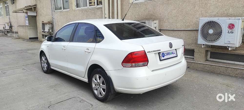 Volkswagen Vento 2010-2013 Petrol Highline, 2011, Petrol