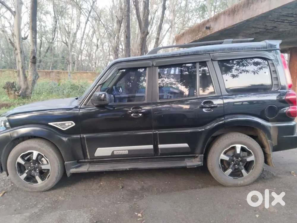 Mahindra Scorpio Classic 2023 Diesel 90000 Km Driven