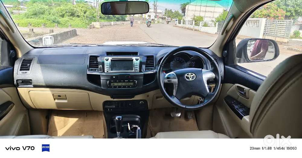 Toyota Fortuner Diesel 2014