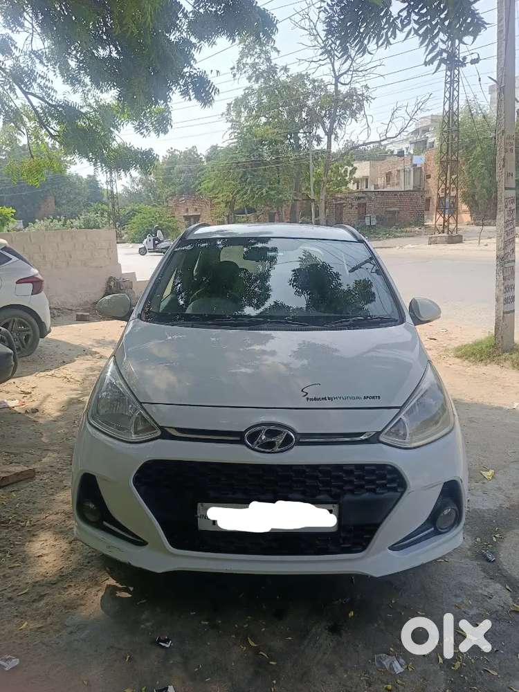 Hyundai Grand I10 2015 Diesel Well Maintained