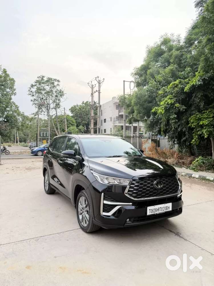 Toyota Innova Hycross, 2026, Petrol