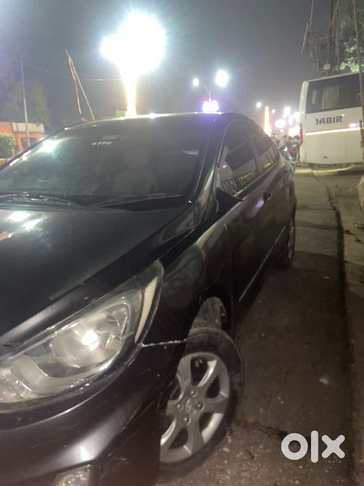 Hyundai Verna Petrol 2013