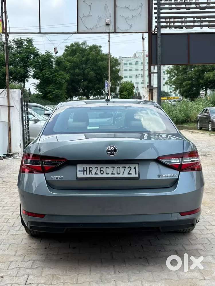 Skoda Superb 2.0 L&k Tsi At, 2016, Petrol