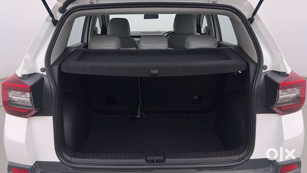 Skoda Kylaq Signature Plus At, 2025, Petrol