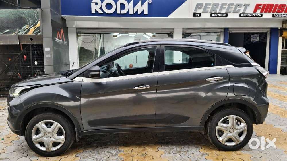 Tata Nexon 1.2 Revotron Xm Plus (s), 2022, Cng & Hybrids