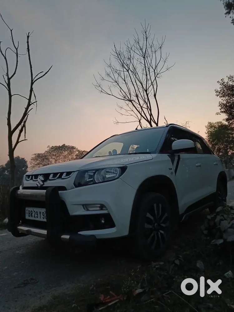 Maruti Suzuki Brezza Vdi 2017 With Alloy Wheels (doctor Used)