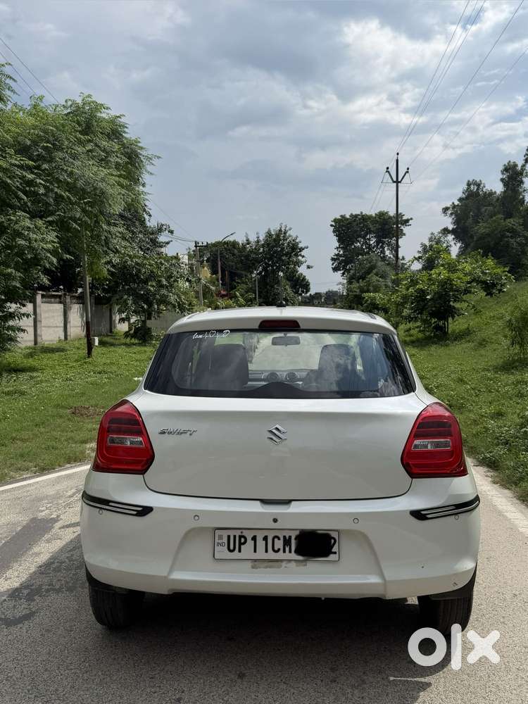 Maruti Suzuki Swift Vxi Optional, 2023, Petrol
