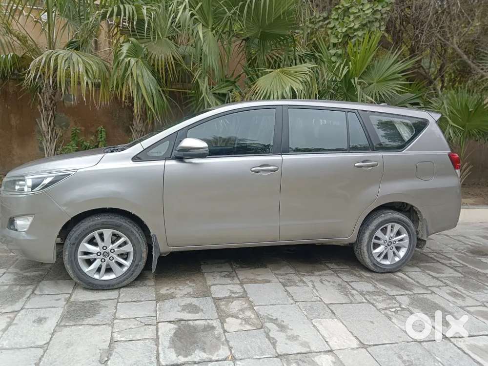 Toyota Innova Crysta