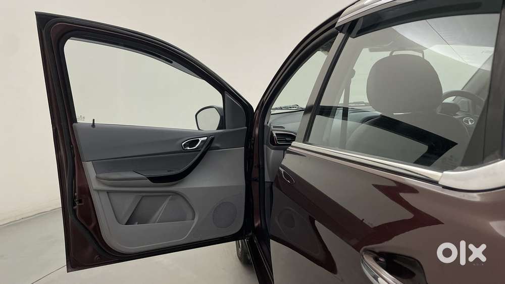 Tata Tigor Xza Plus, 2021, Petrol