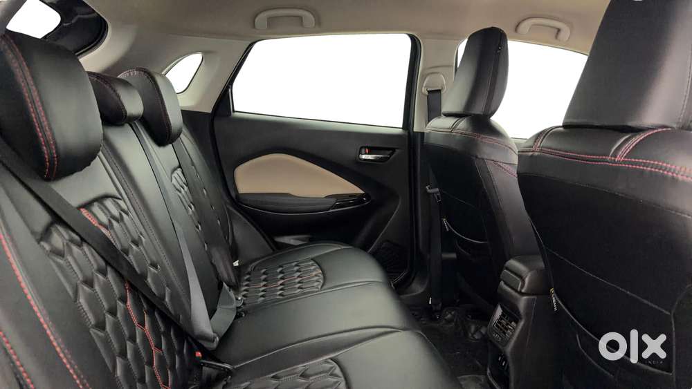 Toyota Glanza 1.2 V Amt, 2025, Petrol