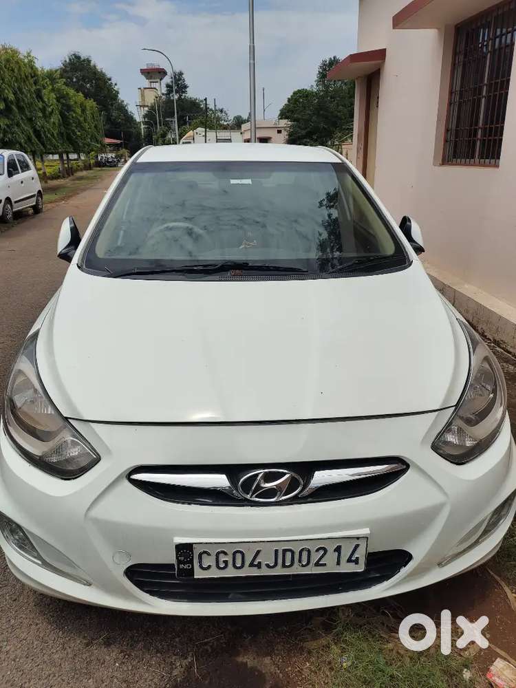 Hyundai Verna 2012