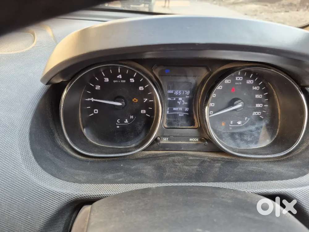 Tata Tiago 2017 Petrol 165000 Km Driven