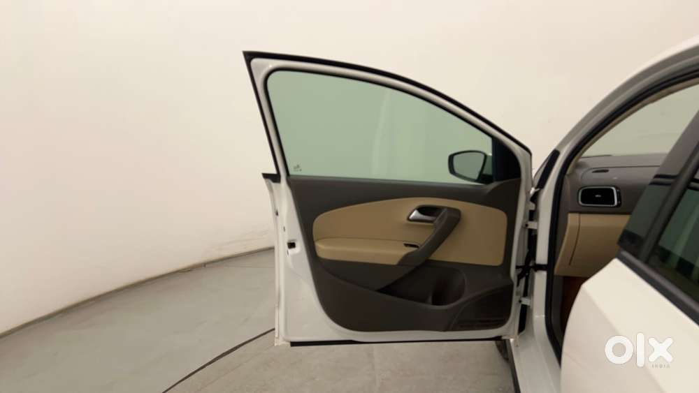 Volkswagen Vento Petrol Highline At, 2022, Petrol