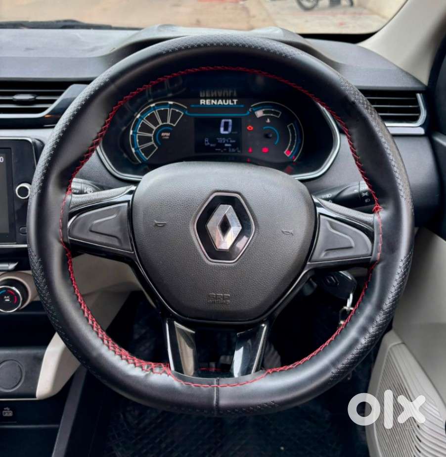 Renault Triber Rxt, 2022, Petrol