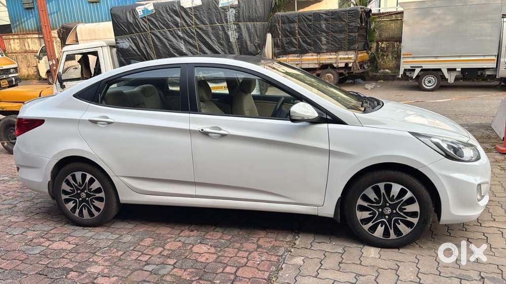 Hyundai Fluidic Verna 2014 Petrol Good Condition