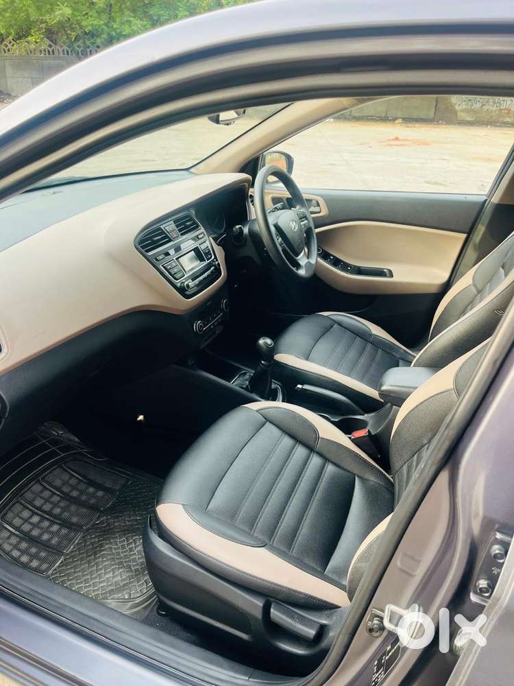 Hyundai Elite I20 Sportz (o) 1.2, 2017, Petrol
