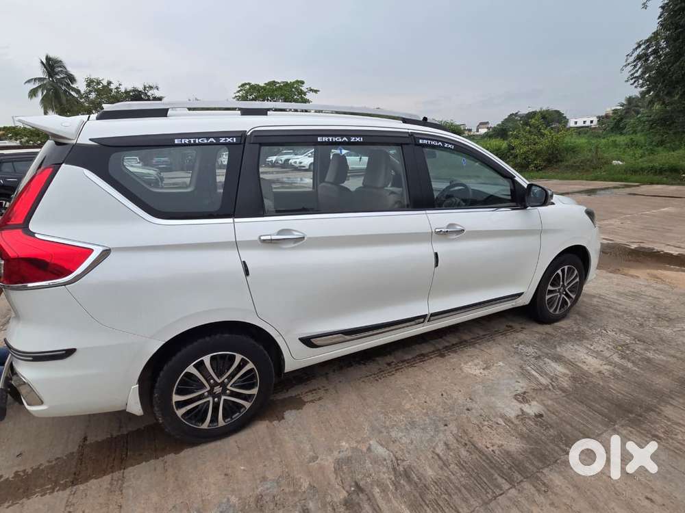 Maruti Suzuki Ertiga Zxi (o) Cng [ ], 2023, Cng & Hybrids