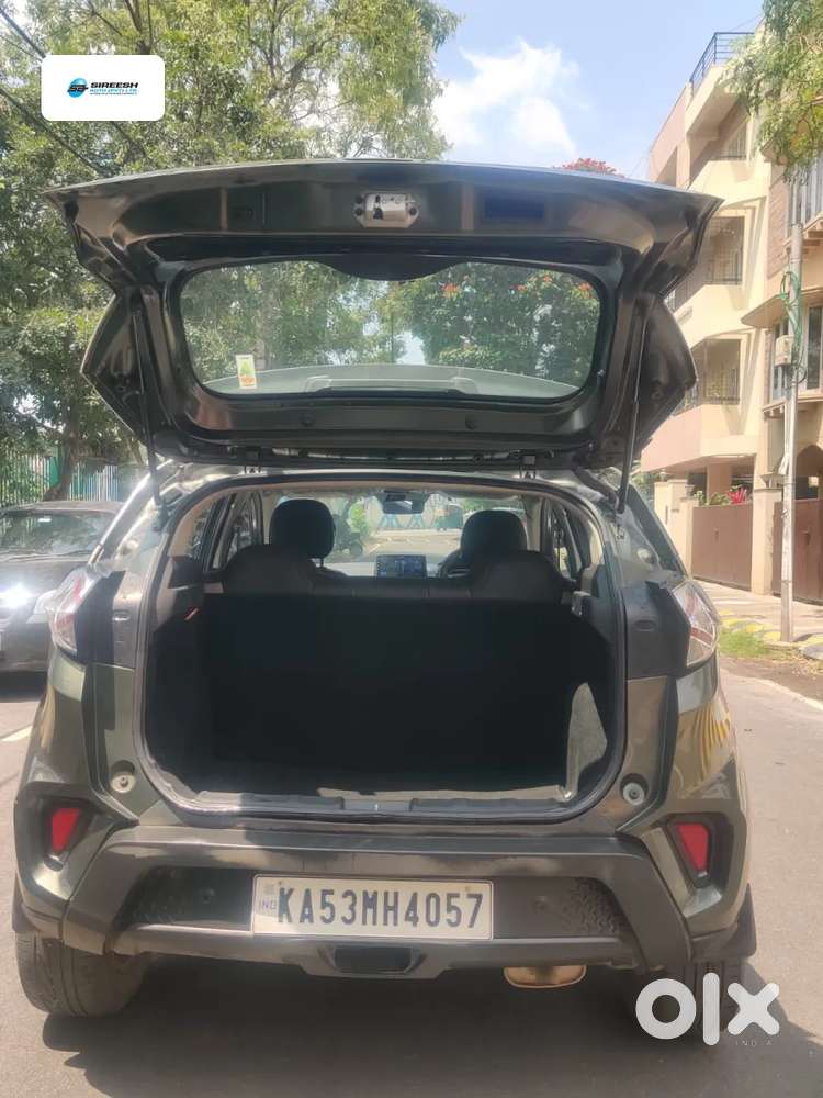 Tata Nexon 1.2 Revotron Xma Amt (s), 2021, Petrol