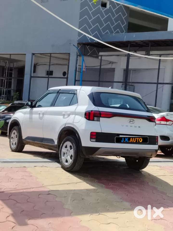 Hyundai Venue E 1.2 Petrol, 2022, Petrol