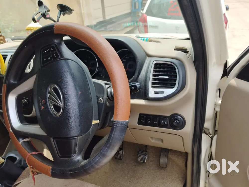 Mahindra Tuv 300 2016