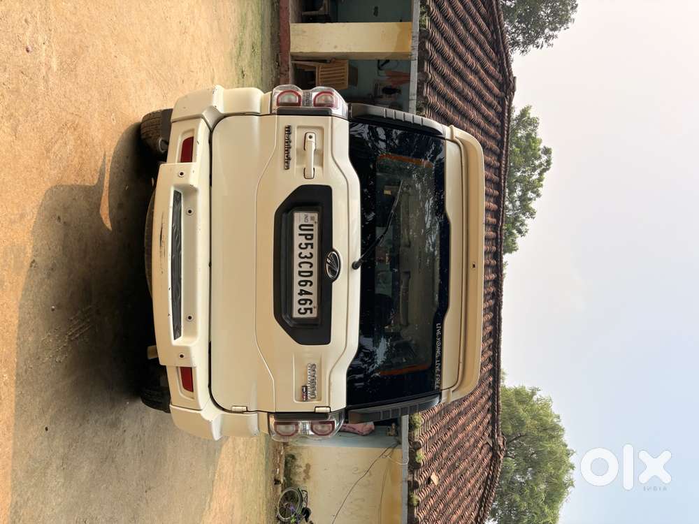 Mahindra Scorpio S10 2016