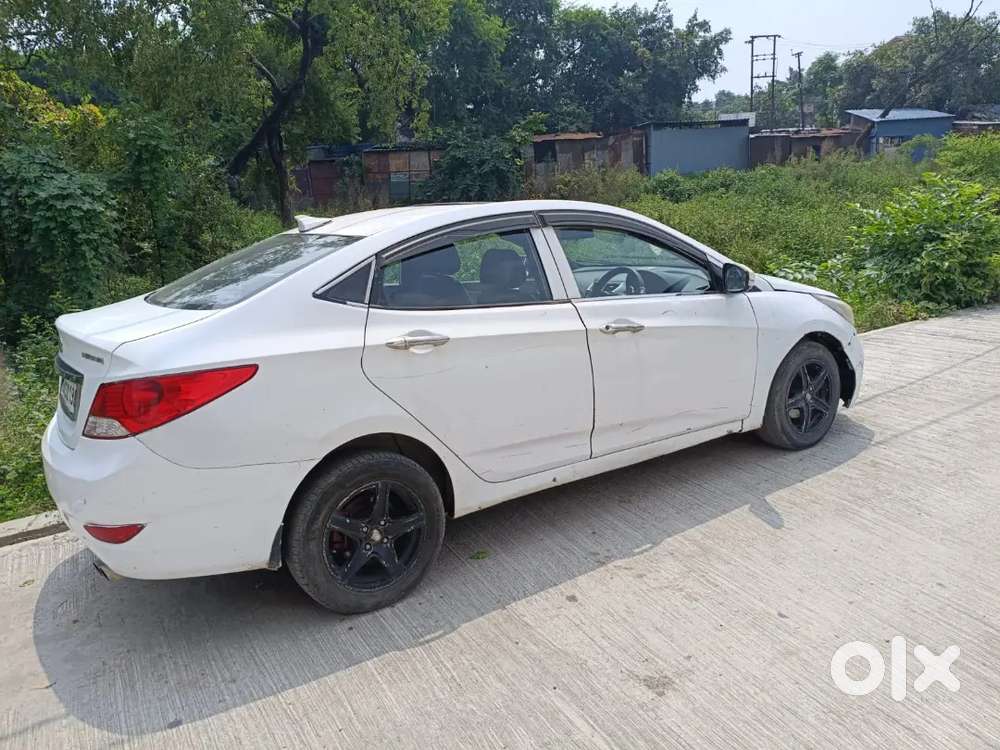 Hyundai Verna 2011 Car