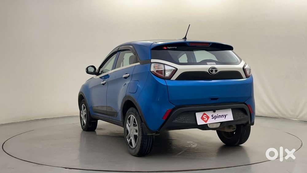 Tata Nexon 1.5 Revotorq Xma Amt (s), 2018, Petrol