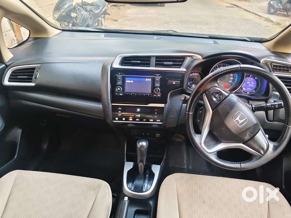 Honda Jazz V Automatic, 2017, Petrol